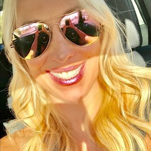 Meet your Posher, Lynn